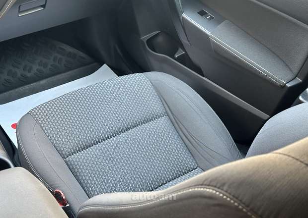 Toyota Corolla 2017 — photo 9