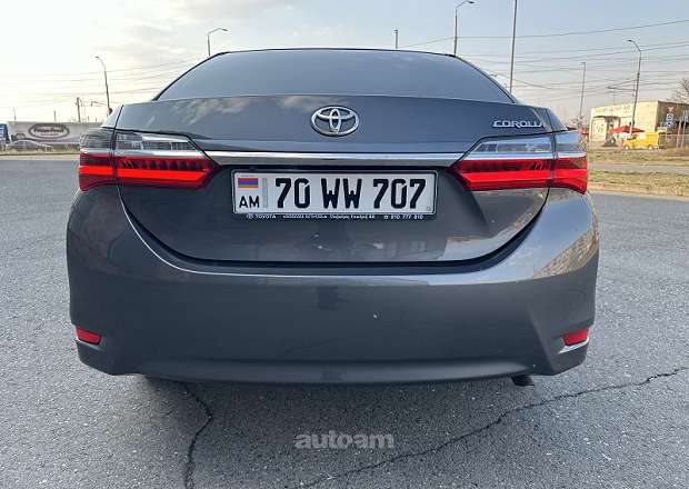 Toyota Corolla 2017 — photo 4