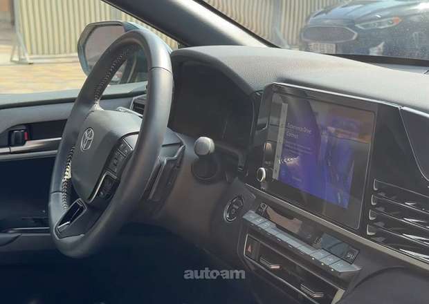 Toyota Camry 2025 — լուսանկար 4