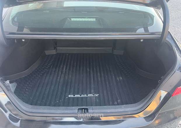 Toyota Camry 2021 — photo 10
