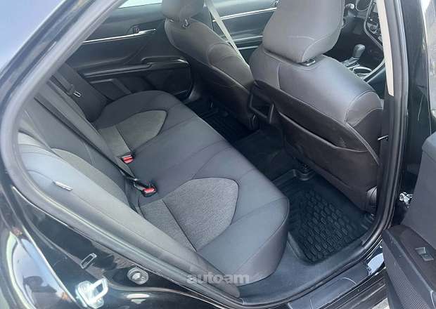 Toyota Camry 2021 — photo 6