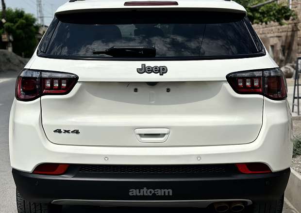 Jeep Compass 2020 — լուսանկար 3