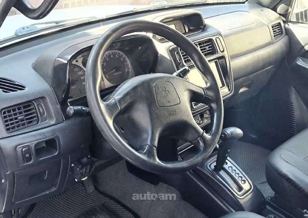 Mitsubishi Pajero Pinin (IO) 1998 — լուսանկար 6