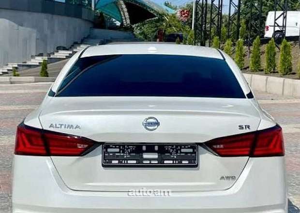 Nissan Altima 2019 — լուսանկար 3