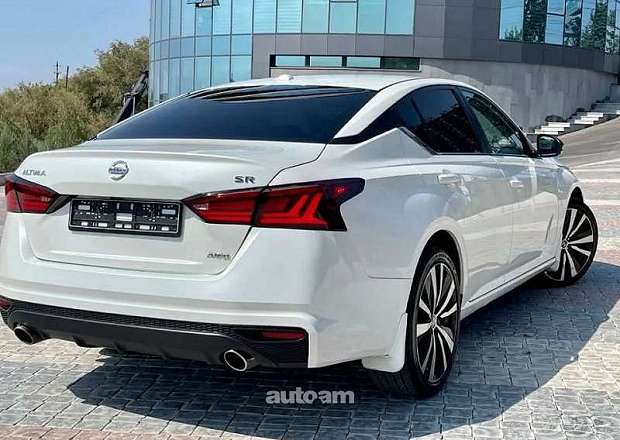 Nissan Altima 2019 — լուսանկար 4