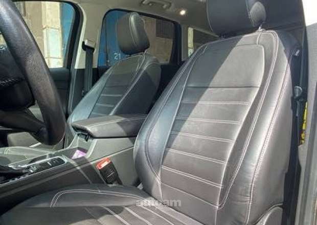 Ford Escape 2018 — photo 8