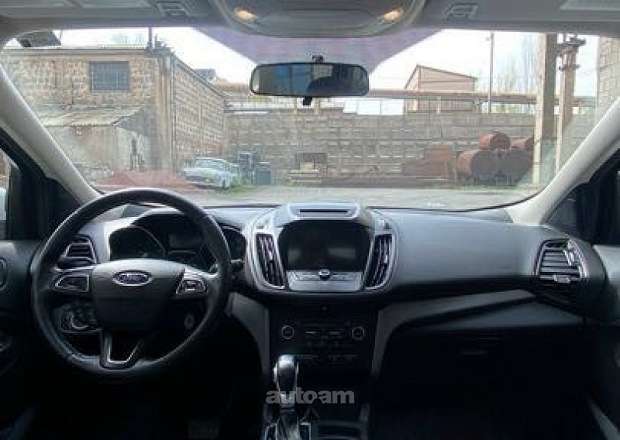 Ford Escape 2018 — photo 7