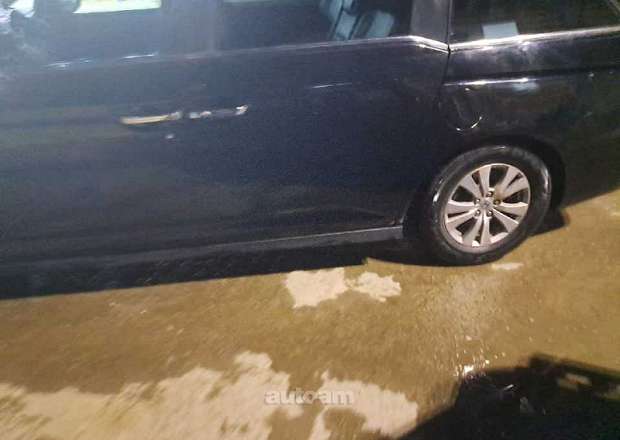Honda Odyssey 2016 — լուսանկար 3