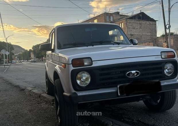 VAZ (Lada) 2121 NIVA (4x4) 2005 — photo 2
