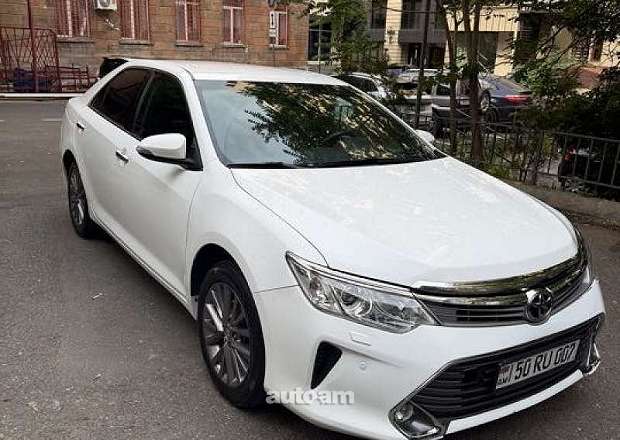 Toyota Camry 2015 — լուսանկար 2