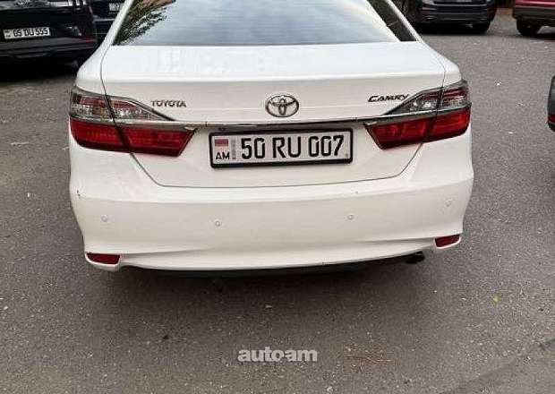 Toyota Camry 2015 — լուսանկար 3