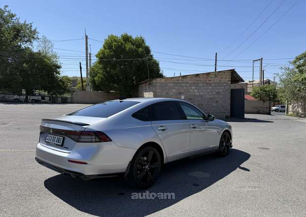Honda Accord 2023 — լուսանկար 2