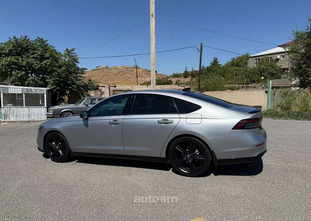 Honda Accord 2023 — լուսանկար 3
