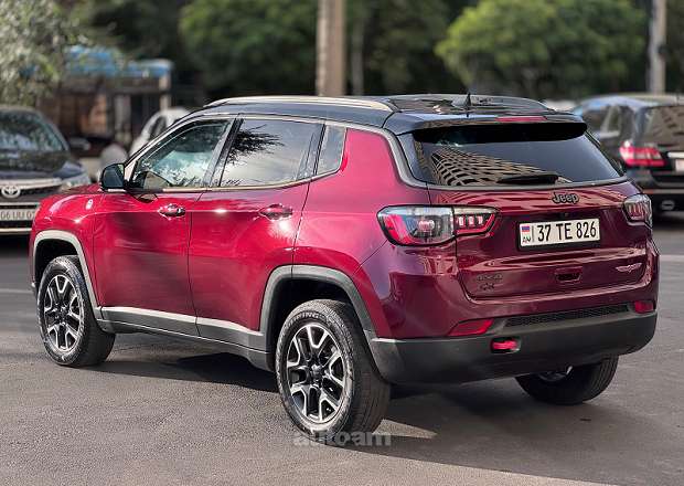 Jeep Compass 2021 — фото 5