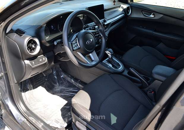 Kia Forte 2020 — լուսանկար 11