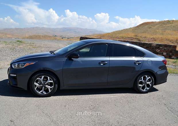 Kia Forte 2020 — լուսանկար 5