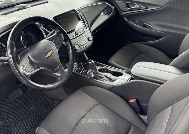 Chevrolet Malibu 2018 — լուսանկար 6