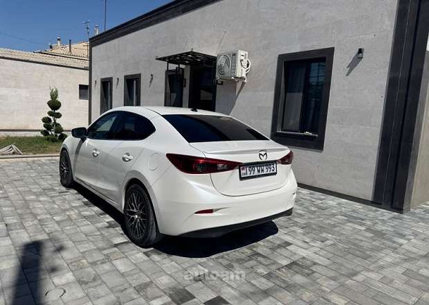 Mazda 3 2013 — լուսանկար 2