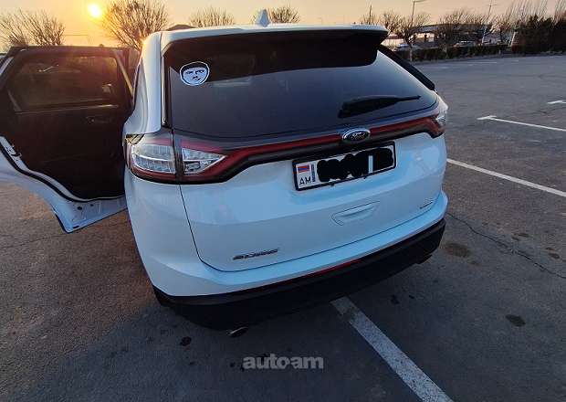 Ford Edge 2018 — photo 6