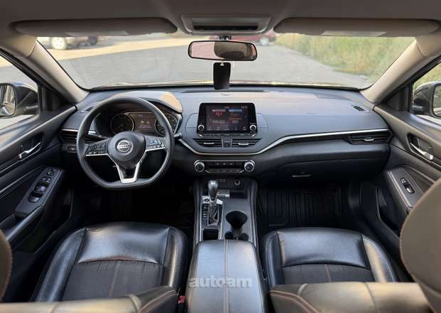 Nissan Altima 2020 — լուսանկար 8