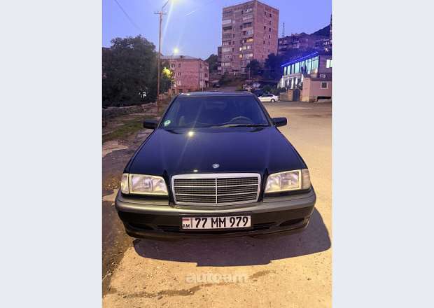 Mercedes-Benz C 180 1998 — լուսանկար 1
