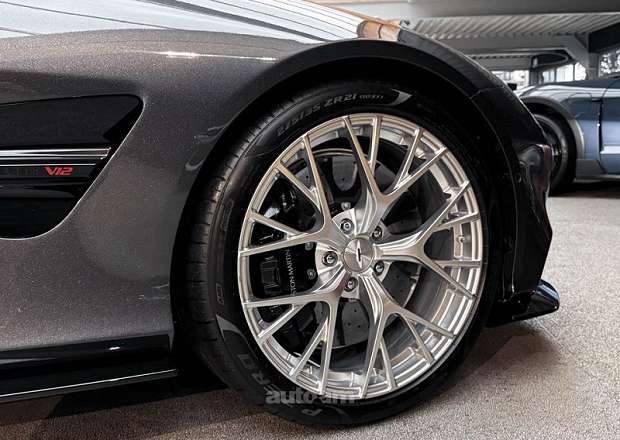 Aston Martin Vanguish