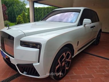 Rolls Royce Cullinan  2025 