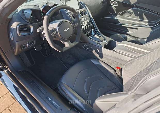 Aston Martin DB