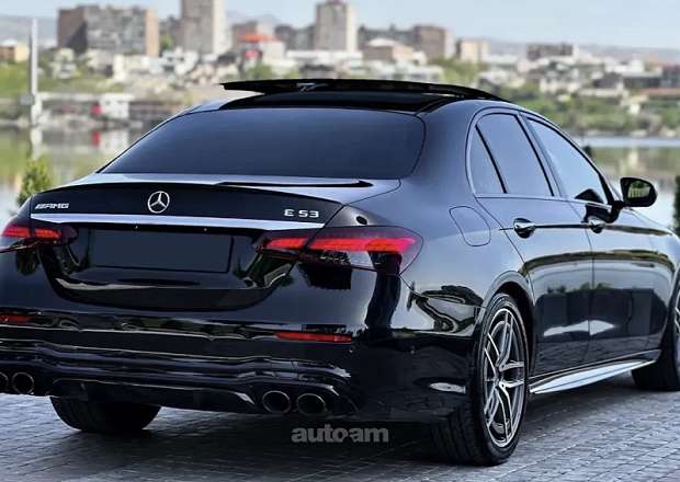 Mercedes-Benz E 53 AMG 2022 — լուսանկար 10