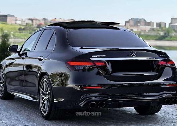 Mercedes-Benz E 53 AMG 2022 — լուսանկար 8