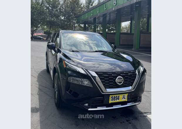 Nissan Rogue 2021 — լուսանկար 2