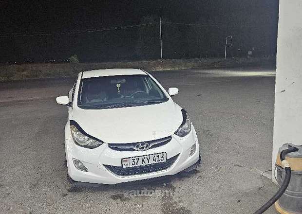 Hyundai Elantra 2013 — լուսանկար 4