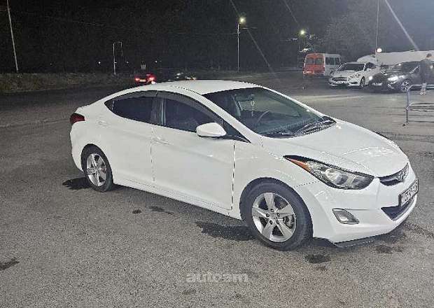 Hyundai Elantra 2013 — լուսանկար 1