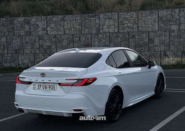 Toyota Camry 2025 — լուսանկար 3