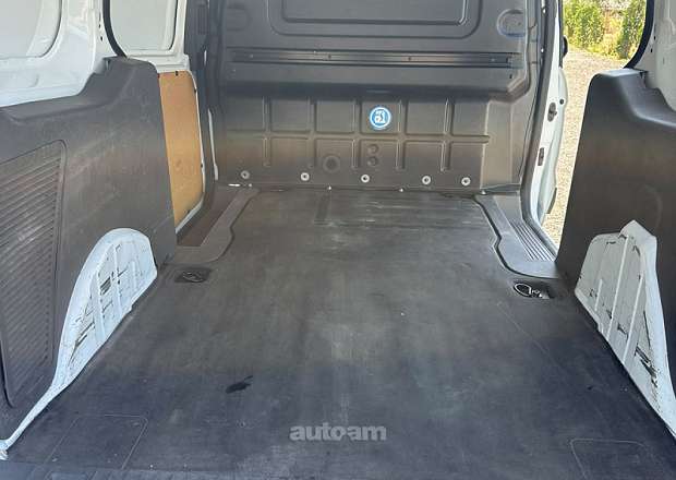 Ford Transit 2020 — լուսանկար 9