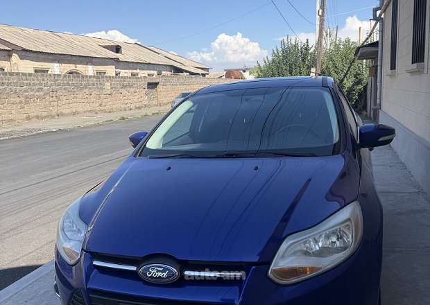 Ford Focus 2013 — լուսանկար 4