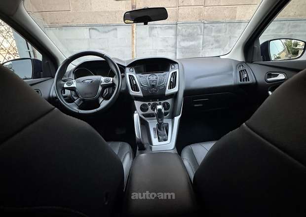 Ford Focus 2013 — լուսանկար 5