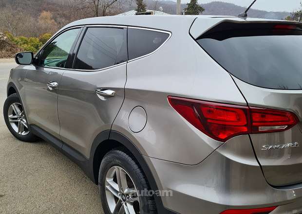 Hyundai Santa Fe 2018 — լուսանկար 1