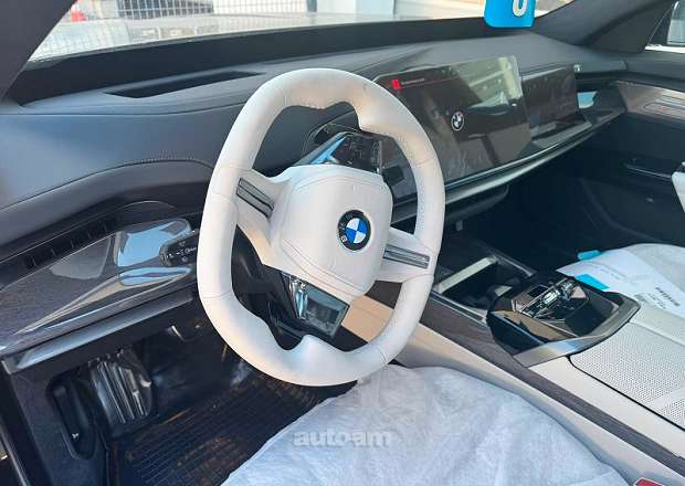 BMW 740