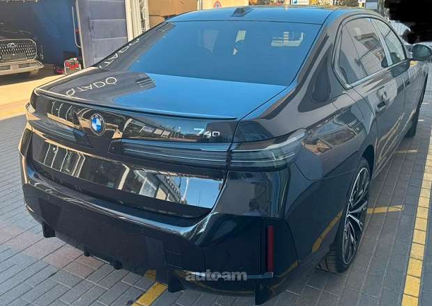 BMW 740