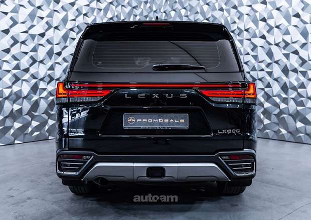 Lexus LX 600