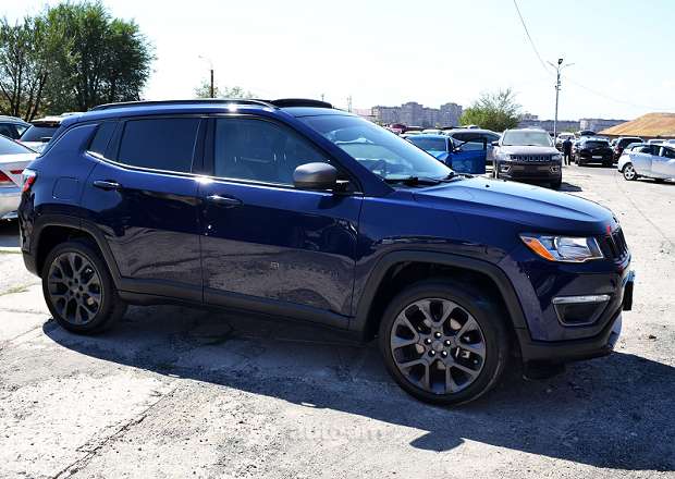 Jeep Compass 2021 — լուսանկար 3
