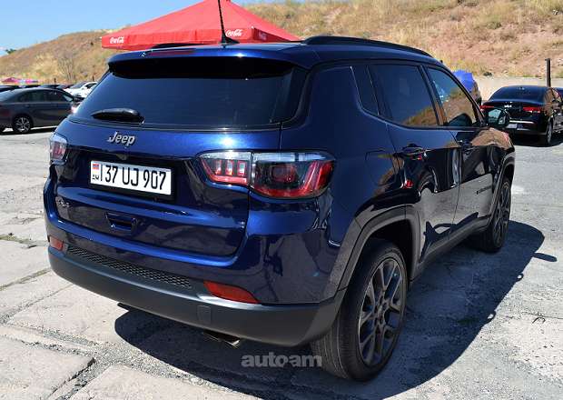 Jeep Compass 2021 — լուսանկար 15