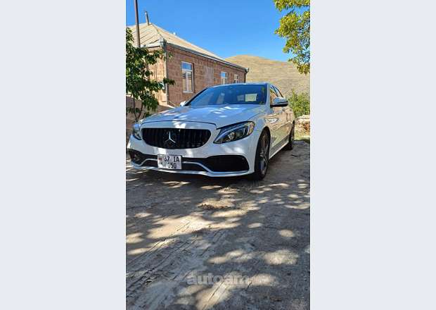 Mercedes-Benz C 300