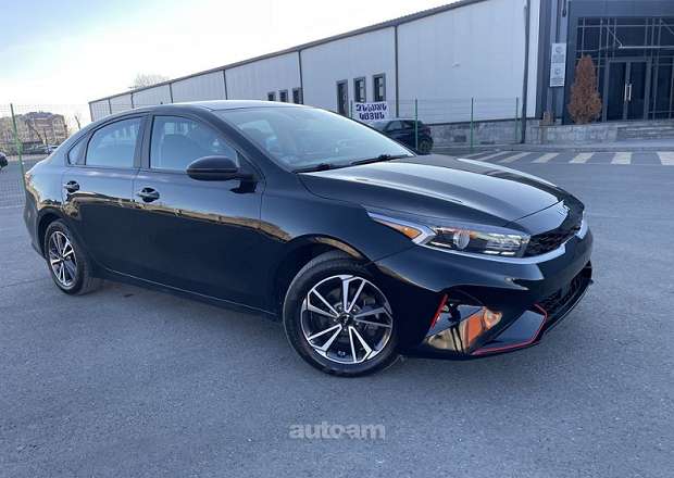 Kia Forte 2023 — фото 1