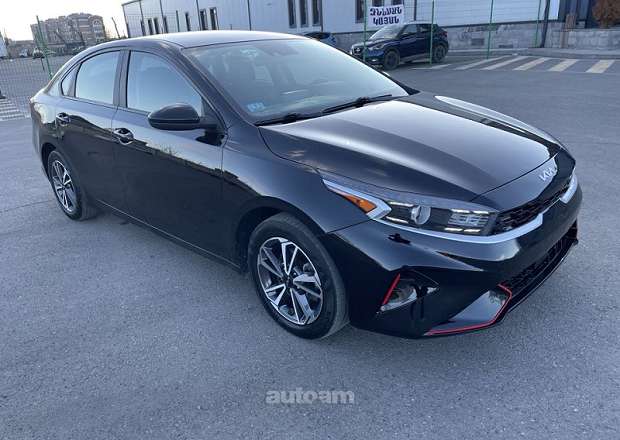 Kia Forte 2023 — фото 4