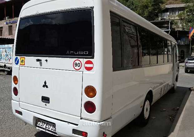 Mitsubishi Fuso Rosa