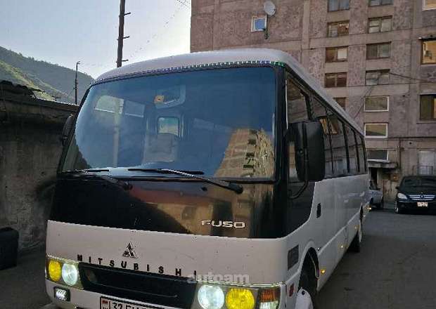 Mitsubishi Fuso Rosa