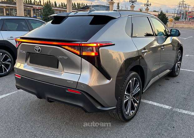 Toyota Bz4X