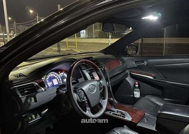 Toyota Camry 2014 — photo 4